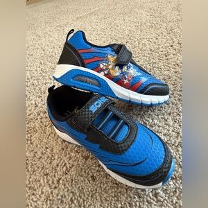 Sonic the hedgehog kids shoes!